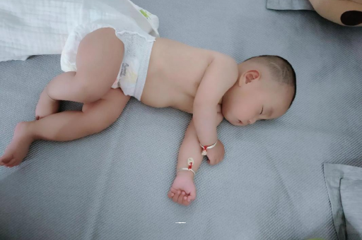 天长怀孕多久肚子会胀气